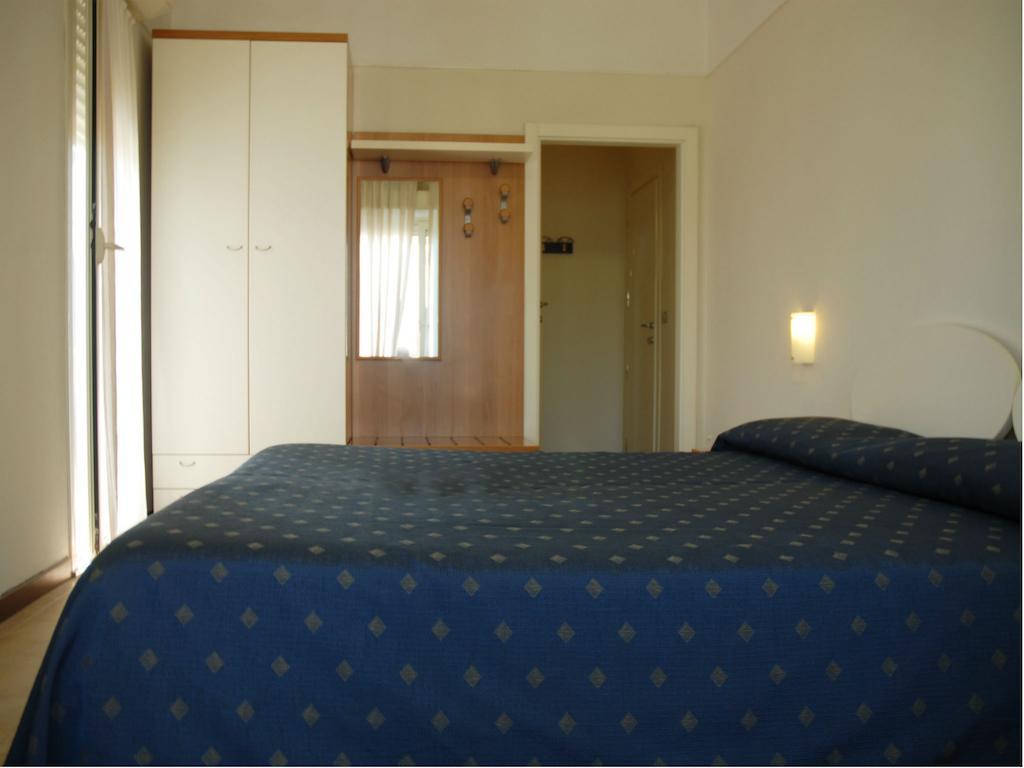 Hotel Parco Milano Marittima Bagian luar foto
