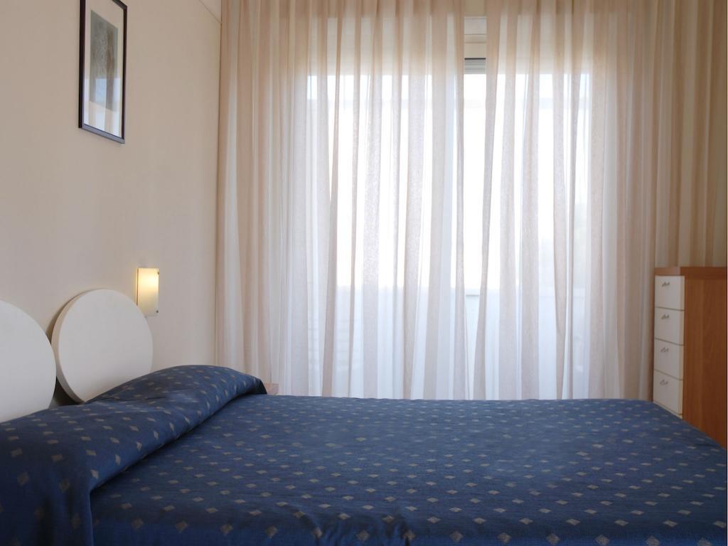 Hotel Parco Milano Marittima Bagian luar foto