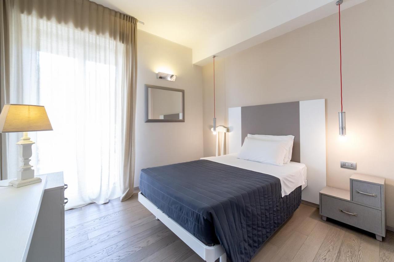Hotel Parco Milano Marittima Bagian luar foto
